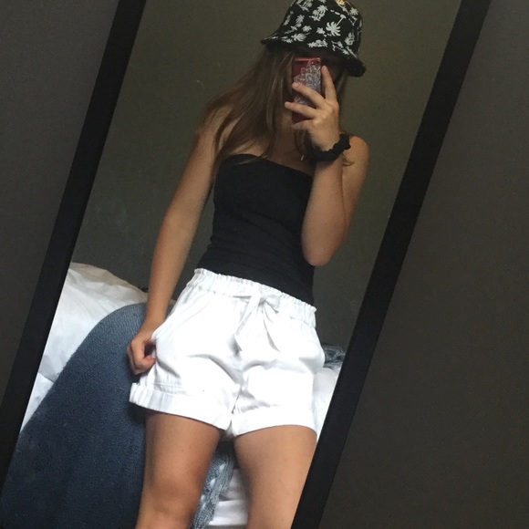 Meet your Posher, Sara - Picture 1 of 1